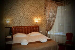 Гостиница Никонов Санкт-Петербург Классический трехместный номер-7